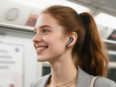 Los auriculares inalámbricos MeloBuds N70 cuestan 59,99 dólares. En la imagen: una foto promocional de los auriculares. (Fuente de la imagen: QCY)