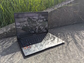 El AMD ZenBook 14 OLED al descubierto