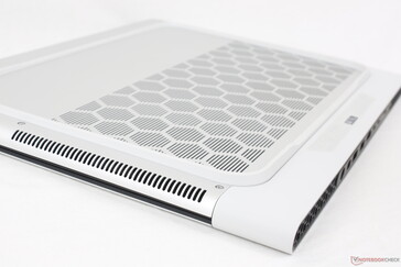Las rejillas de ventilación hexagonales son un elemento básico del diseño de Alienware