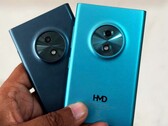 El HMD Touch integra una pantalla táctil en un teléfono funcional. (Fuente de la imagen: @smashx_60)