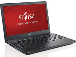 Fujitsu Lifebook A555. Modelo de pruebas cortesía de Notebooksbilliger.de