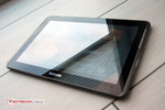 Uso en exteriores: La pantalla refleja intensamente Uso en exteriores: La pantalla refleja intensamente