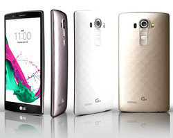 LG G4 con cubierta trasera de plástico disponible en diferentes colores