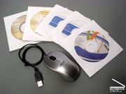 Accesorios poco comunes: mouse y media con sistema, controladores y software