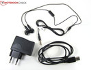 Pertrechos: Adaptador de corriente modular, auriculares estéreo y cable micro USB.