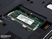 el RAM (4 GB DDR3, Micro Tech, 2 módulos) y
