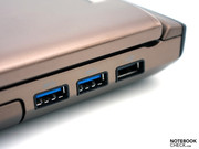 dos rápidos puertos USB 3.0  (de color azul).