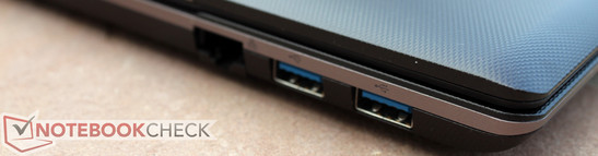 Izquierda: LAN, 2x USB 3.0