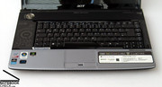 Por tanto, el teclado ya no está centrado, así, influye significativamente en el aspecto del Acer Aspire 6920G