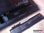 El N51V posee dos compartimientos para RAM, los cuales ya están ocupados.