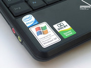 Como casi todos los competidores de netbooks, la Eee 1000H está equipada con un CPU Atom de Intel.