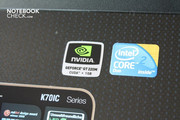 Entre otras cosas esto se puede atribui a los componentes de rendimiento relativamente alto, como el Intel Core2Duo y a la tarjeta de video GeForce.