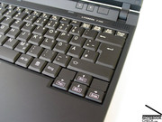...el teclado no es completamente funcional, pero además placentero en su uso y listo para escritura extensiva.