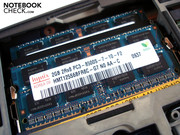 Dos barras, cada una con un RAM DDR3 de 2048 MByte, ya están incorporadas
