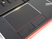 El touchpad no sólo tiene una buena apariencia, también es extremamente confortable para el uso.