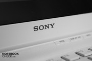 Sony desea ganar clientes con su CW1S1E que gusten de un diseño moderno pero que no desean renunciar a buen rendimiento.