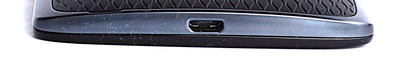 Borde inferior: puerto Micro-USB 2.0