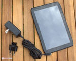 El Xoom 2 ME y su cargador. El Xoom 2 ME y su cargador.