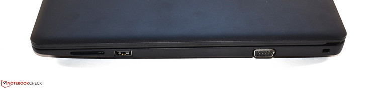 A la derecha: Lector de tarjetas SD, USB 2.0 tipo A, VGA, Noble lock