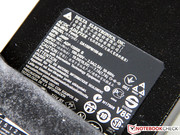 proporciona unos fornidos 150W al hardware.