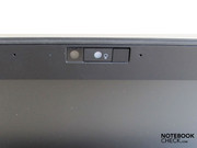 Hay una webcam HD integrada en el borde de la pantalla.