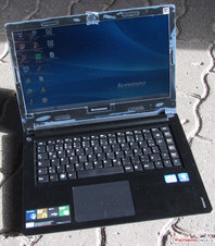 El IdeaPad S400 en exteriores