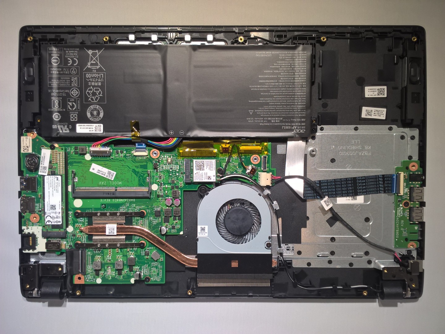 Breve análisis del portátil Acer Aspire 3 (7200U, HD 620