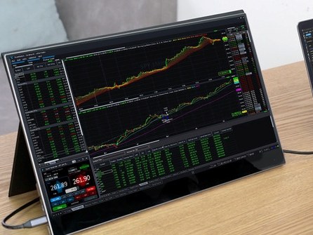 Review del monitor portátil Ananta de 17,3 pulgadas con pantalla táctil:  Pantalla grande, tamaño pequeño - Notebookcheck.org