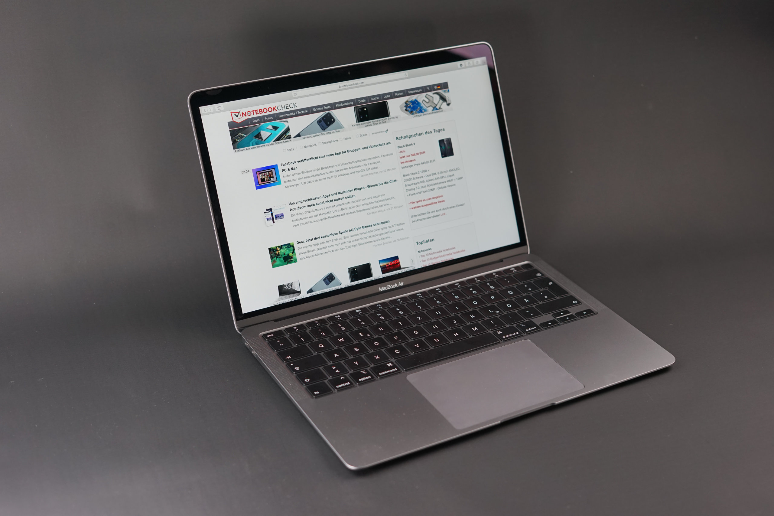 macbook air 2020 install windows 10