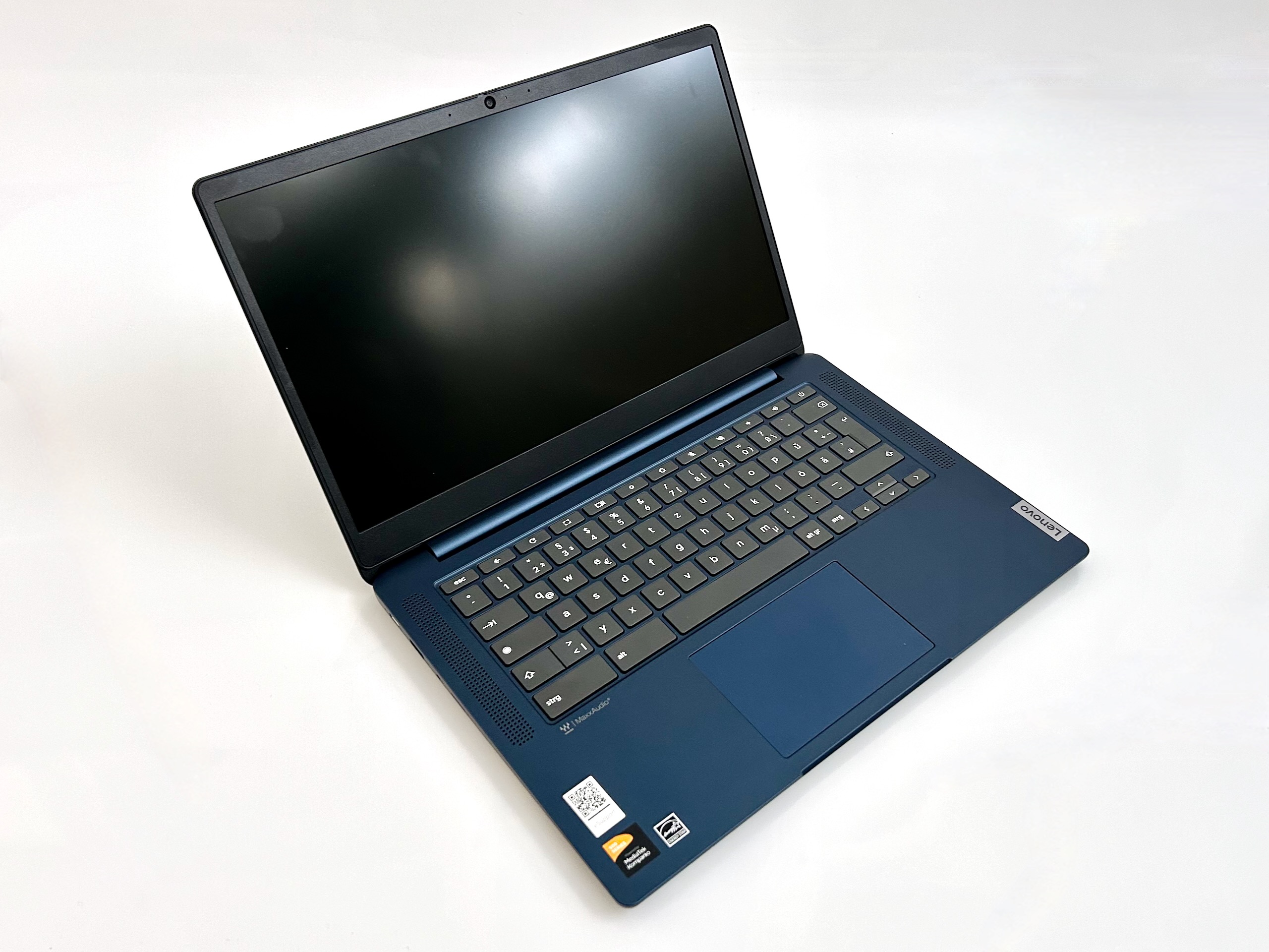 Reseña del Lenovo IdeaPad Slim 3 CB 14M868 - El MediaTek Kompanio