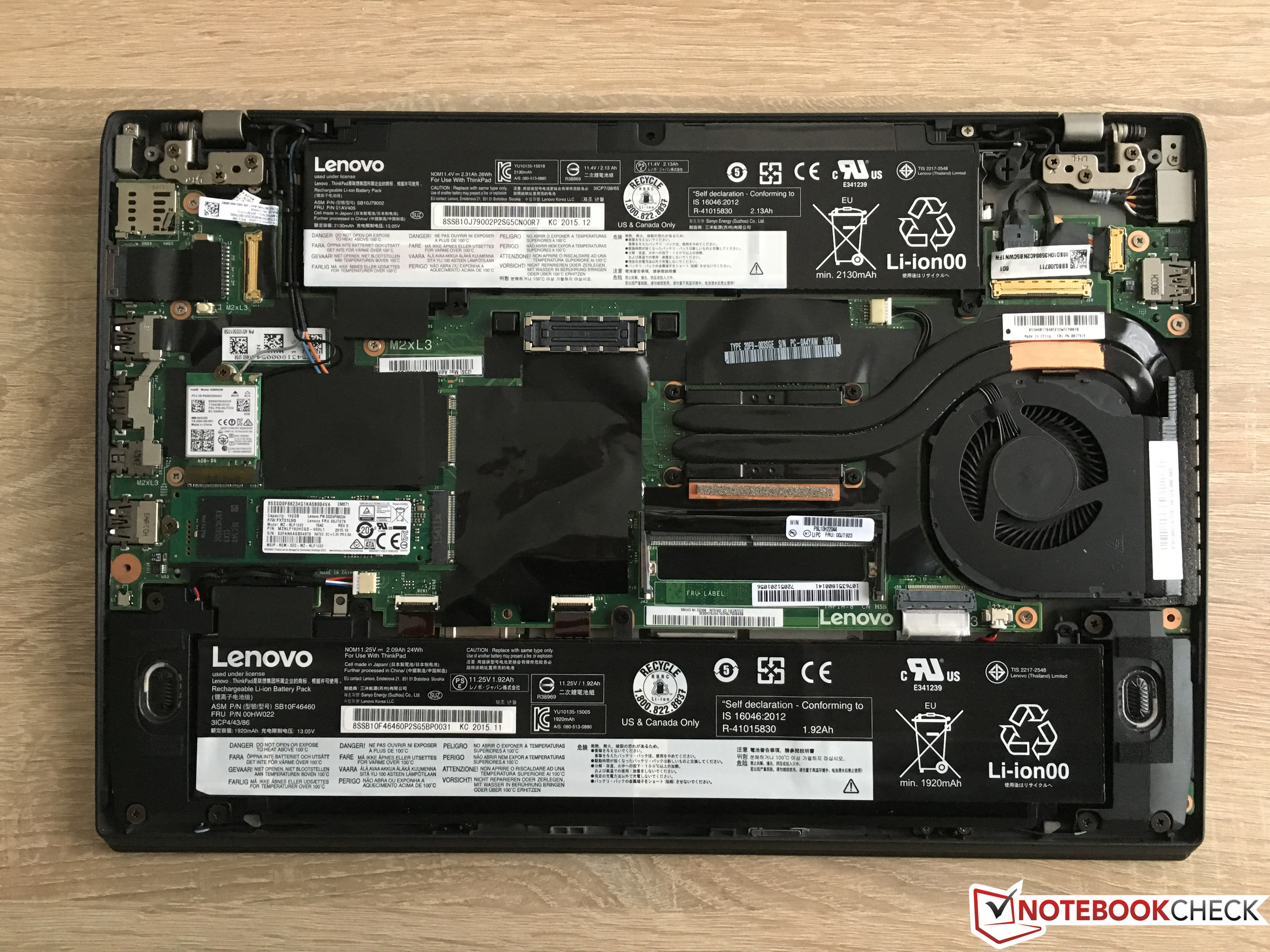 Análisis completo del Ultrabook Lenovo ThinkPad T460s (Core i5, Full HD