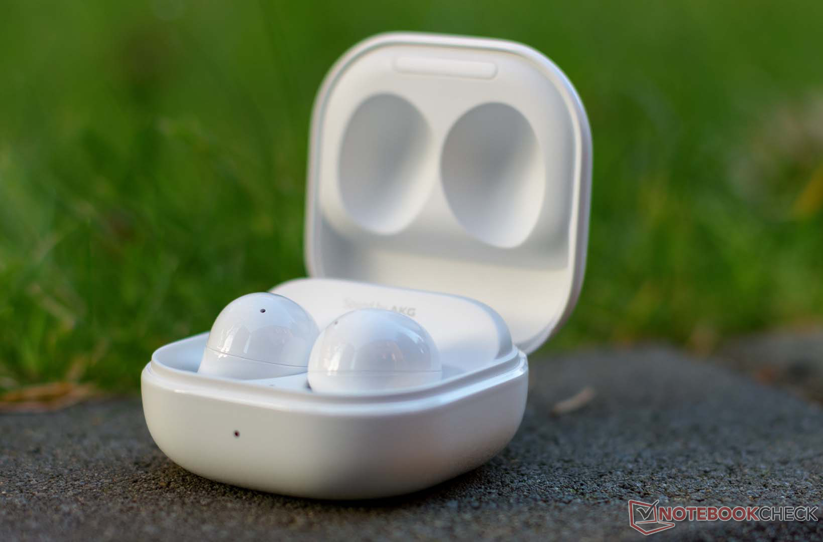 Samsung Galaxy Buds FE: Se filtran los primeros auriculares Fan Edition con  un diseño familiar -  News