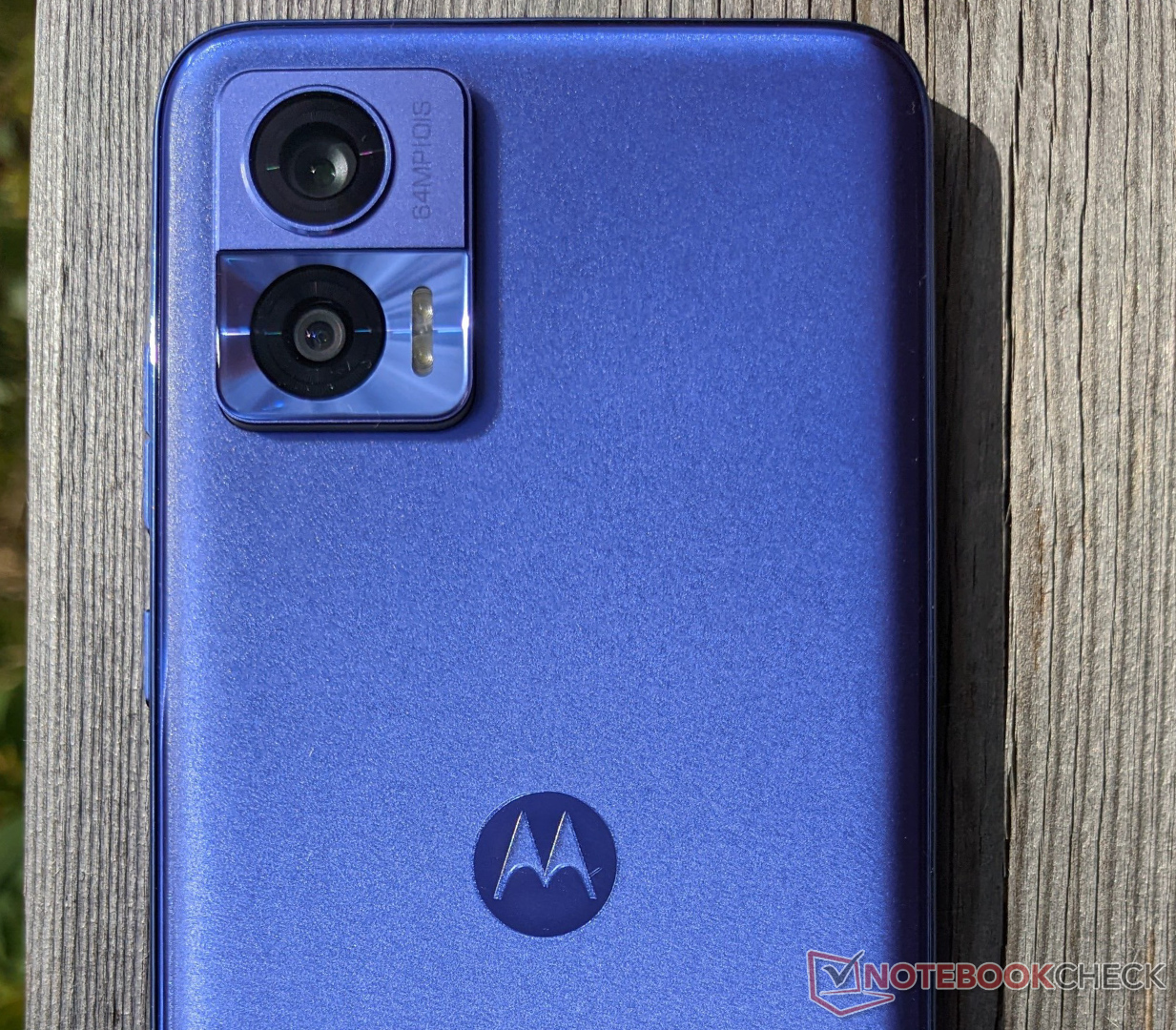 Motorola Edge 40 Neo, análisis. Review con características precio y  especificaciones