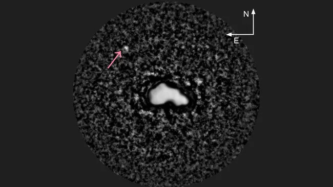 Una imagen que muestra el asteroide 44 Nysa y su luna.