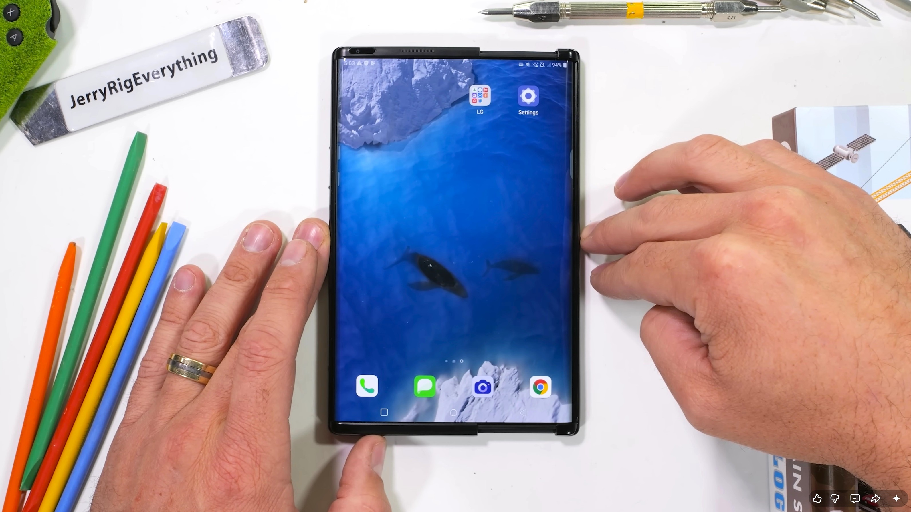 LG Rollable Smartphone Teardown Reveals Innovative Internals