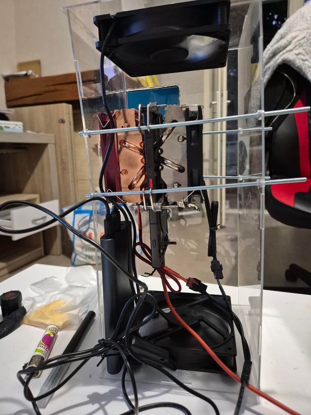 La carcasa que alberga el Z70 Ultra modificado