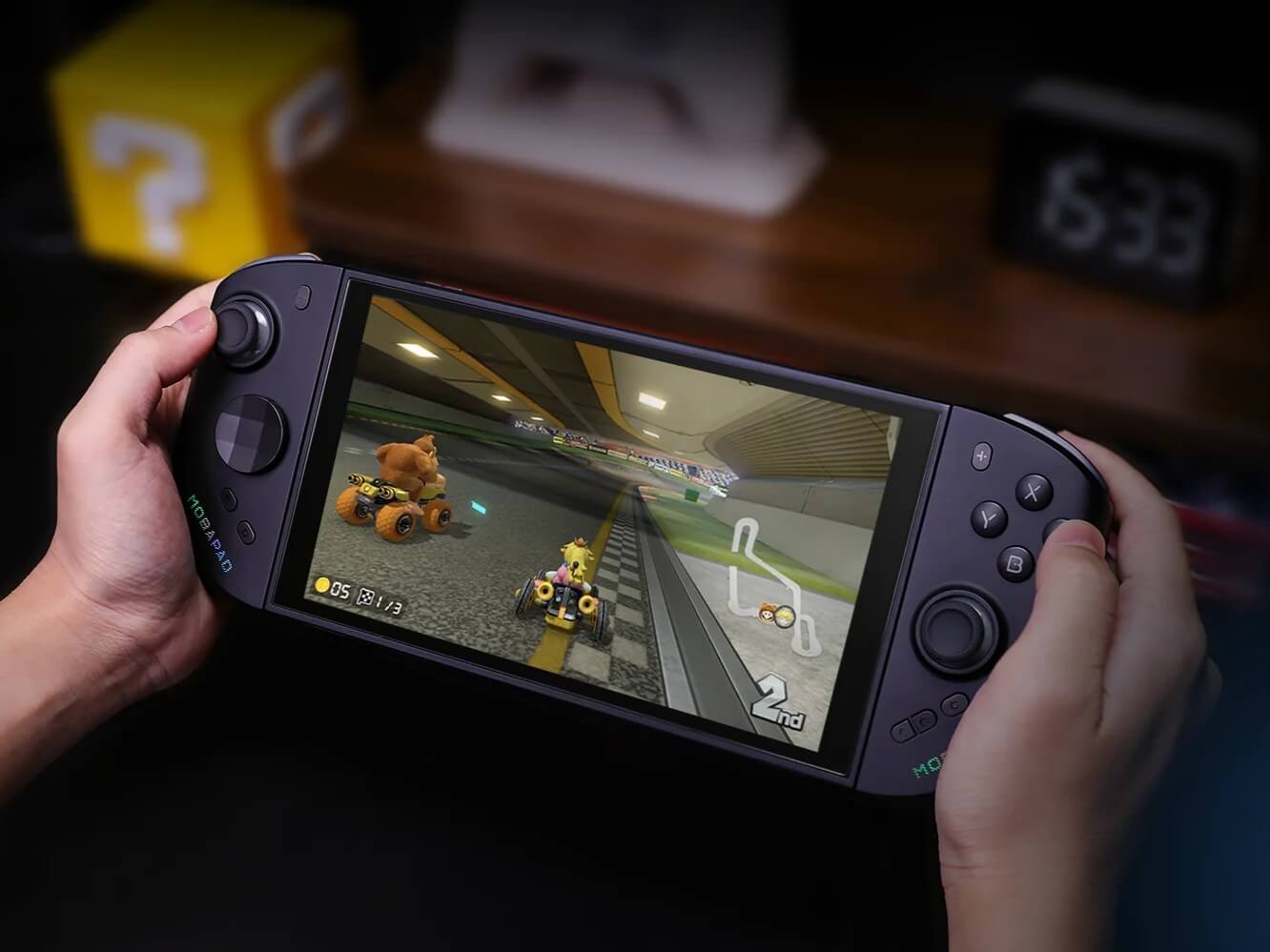Los Joy-Cons M12S de Mobapad mejoran el agarre, tal y como demuestra nuestra prueba.