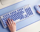 El nuevo teclado mecánico de Logitech también está disponible en azul (Fuente de la imagen: Logitech)