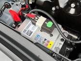Tesla utiliza una de las grandes ventajas de las baterías LFP para remediar las unidades de 12V muertas en el nuevo Model 3 de 2022