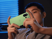 Según se ha informado, la pantalla del OnePlus 16 utilizará un nuevo material emisor de luz BOE X4, desarrollado conjuntamente por OnePlus y BOE.
