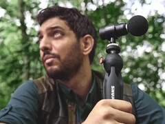 El micrófono inalámbrico MoveMic 88 Plus de Shure ayuda a los creadores a grabar un audio más limpio en teléfonos inteligentes, cámaras y ordenadores portátiles. (Fuente de la imagen: Shure)
