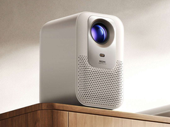 El Redmi Projector 4 de Xiaomi (en la imagen) ha sido lanzado en China. (Fuente de la imagen: Xiaomi)