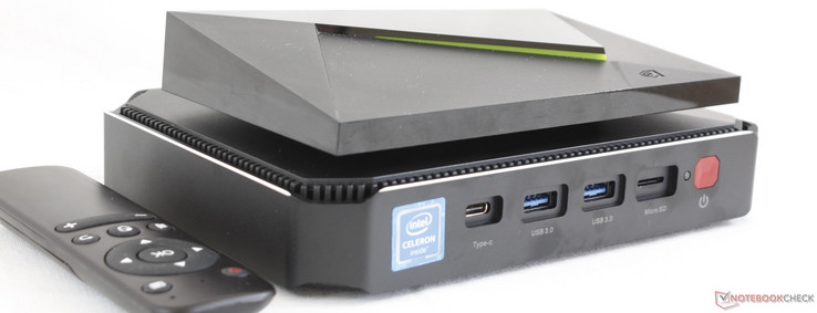 Arriba: Nvidia Shield TV, Abajo: Chuwi GBox con control remoto Arriba: Nvidia Shield TV, Abajo: Chuwi GBox con control remoto