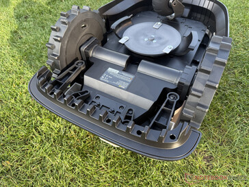 Montaje del parachoques delantero