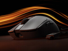 El Gaming Mouse 2 cuesta unos 31 dólares en China. En la imagen: el ratón inalámbrico junto a su dongle.