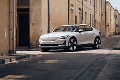 Polestar presenta el Polestar 2 como un vehículo eléctrico práctico que prioriza la experiencia de conducción. (Fuente de la imagen: Polestar)