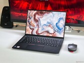 Análisis del Lenovo ThinkPad E14 G7 - El asequible portátil de oficina destaca sobre la competencia gracias a su pantalla de 120 Hz