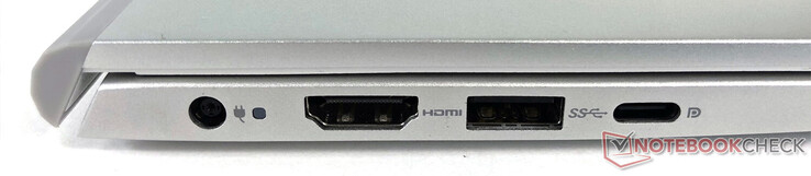 Izquierda: Fuente de alimentación, HDMI 1.4, USB 3.2 Gen 1 Tipo-A, USB 3.2 Gen 2 Tipo-C (DP/PD)