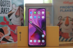 El Moto G55 es un teléfono barato decente