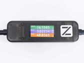 El cable USB-C ChargerLAB Power-Z AK001 Charging Test cuenta con una pantalla a color integrada. (Fuente de la imagen: ChargerLAB)